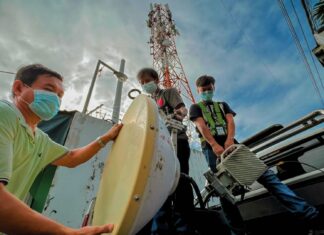 PLDT, Smart frontliners devote holidays reconnecting Odette-hit communities