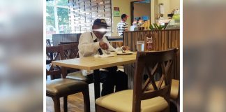 Heartwarming Moment As Restaurant Staff Extend Kindness To Elderly Diner